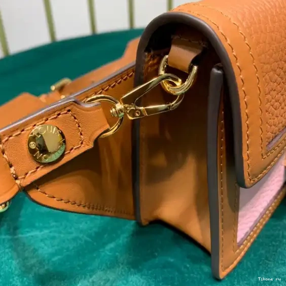 Cheap LOUIS VUITTON DAUPHINE BUMBAG 0501